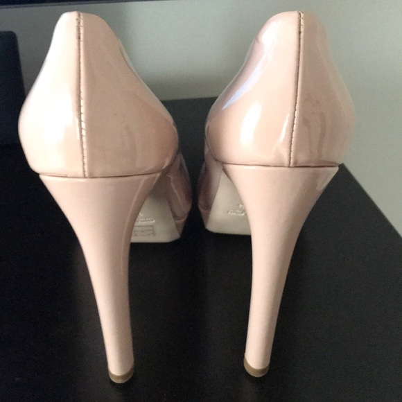 Shoes - Picture 4 of 5